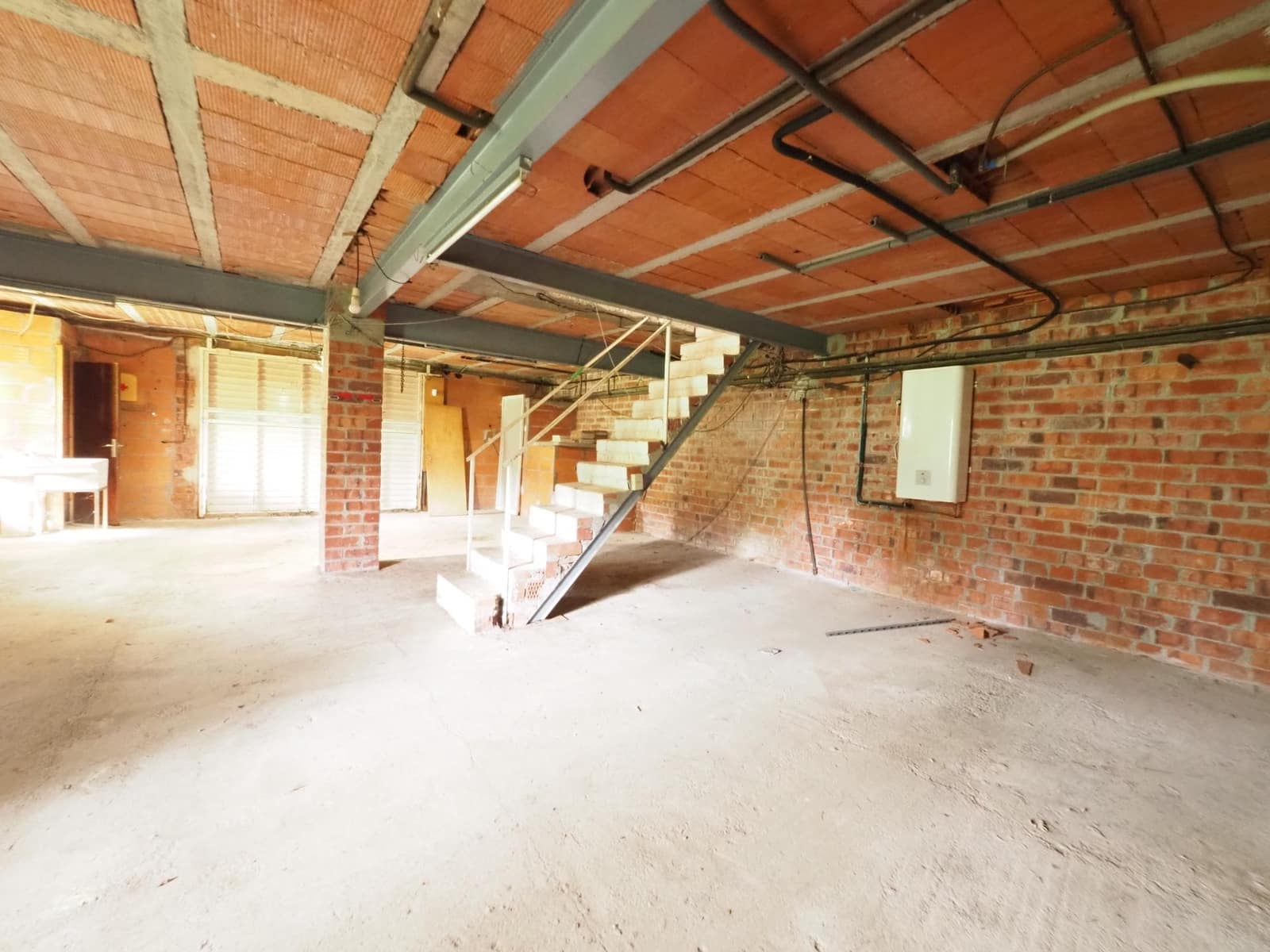 3 chambre Villa/Maison à vendre à Vacarisses avec piscine garage - 315 000 € (Ref: 9908299)