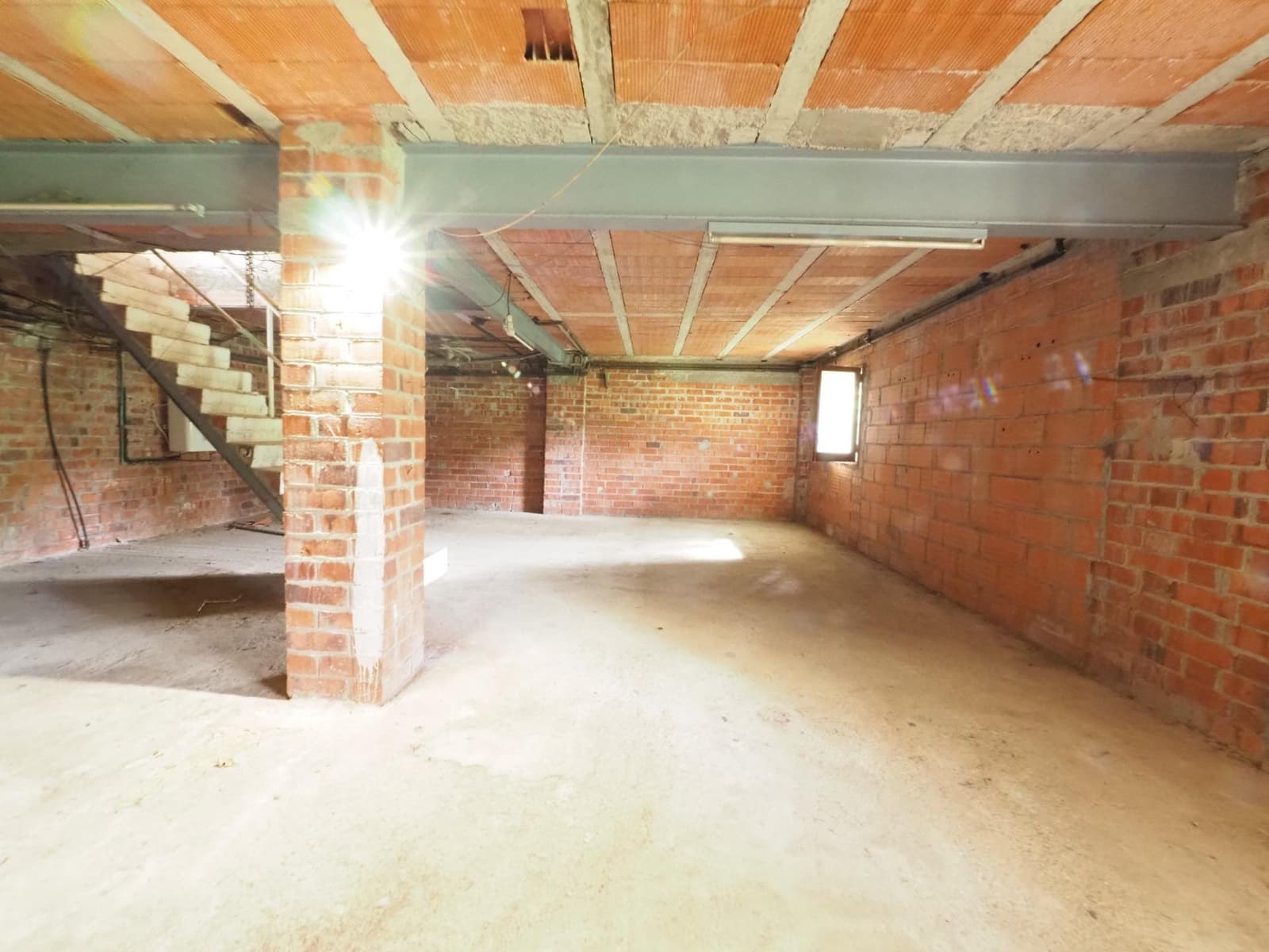 3 chambre Villa/Maison à vendre à Vacarisses avec piscine garage - 315 000 € (Ref: 9908299)