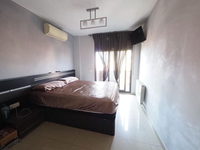 3 bedroom Apartment for sale in Rubí - € 275,900 (Ref: 9908300)