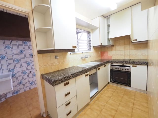 3 Zimmer Wohnung zu verkaufen in Terrassa - 89.000 € (Ref: 9908301)