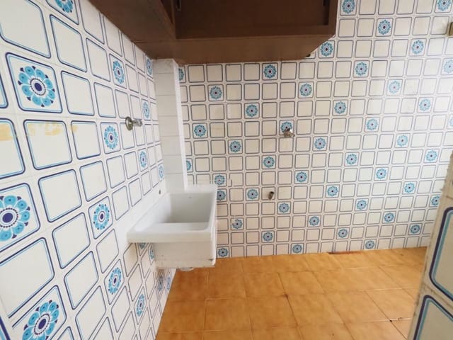 3 Zimmer Wohnung zu verkaufen in Terrassa - 89.000 € (Ref: 9908301)