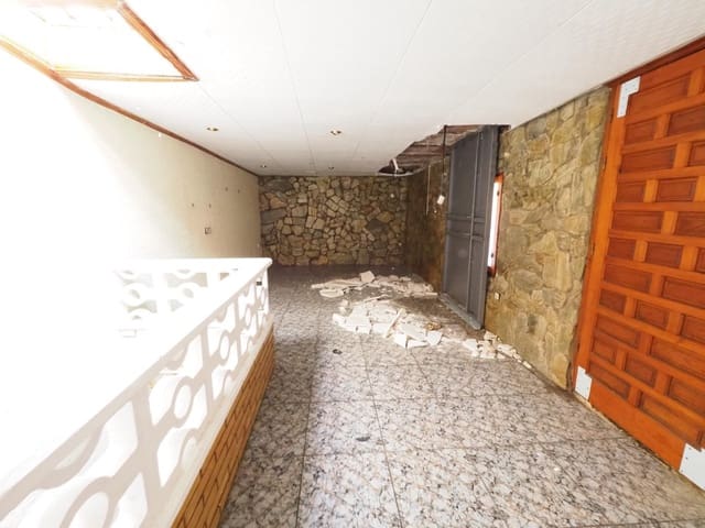 Adosado de 3 habitaciones en Navarcles en venta - 128.000 € (Ref: 9908302)