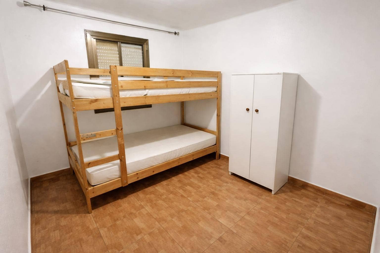 3 soverom Leilighet til salgs i Badalona - € 115 000 (Ref: 9908305)