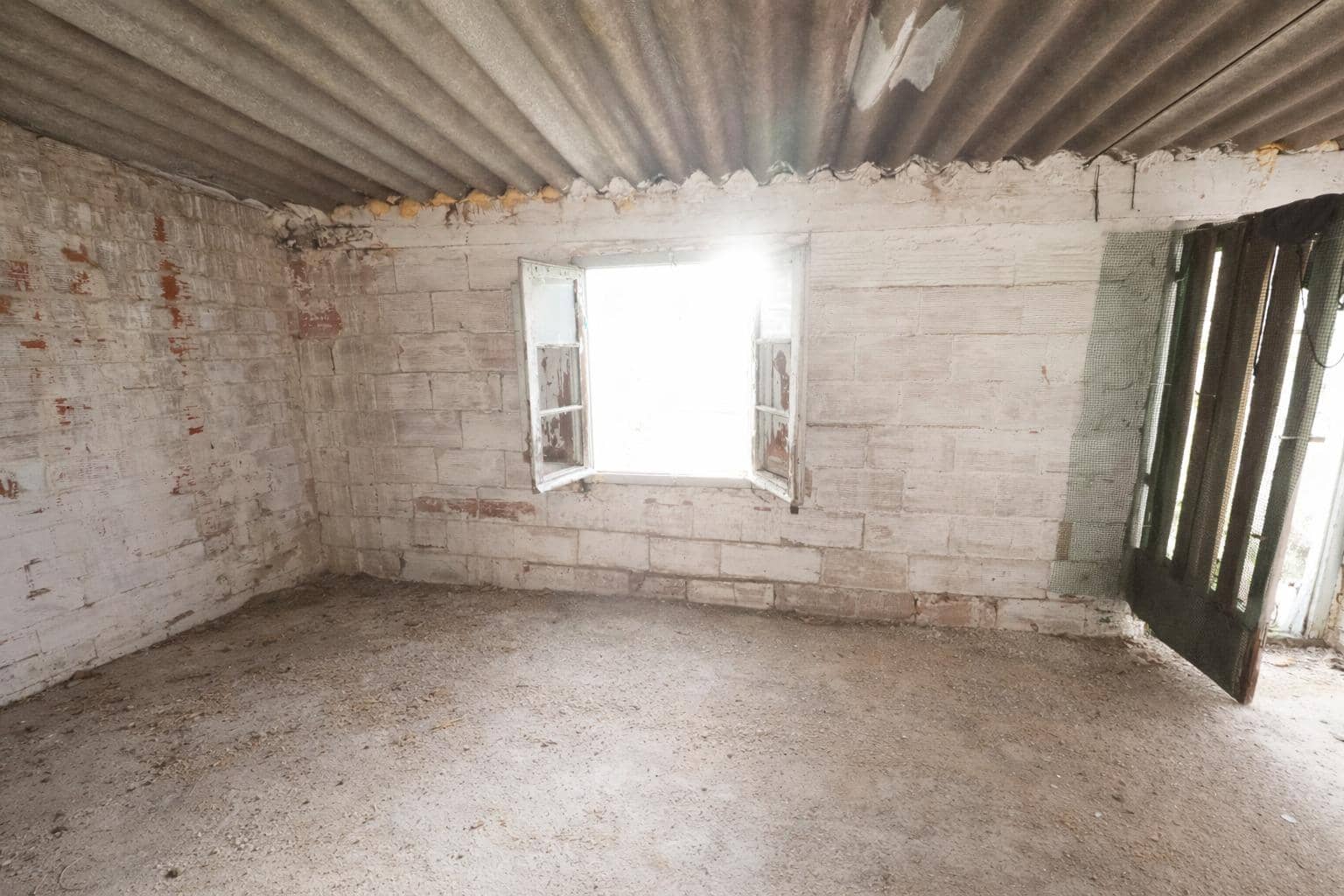 Casa de 4 habitaciones en Terrassa en venta - 185.000 € (Ref: 9908306)