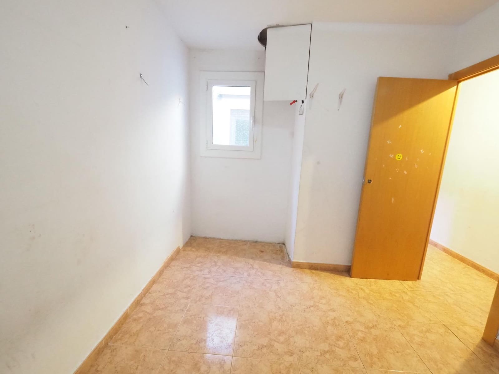 3 Zimmer Wohnung zu verkaufen in Terrassa - 124.000 € (Ref: 9908308)