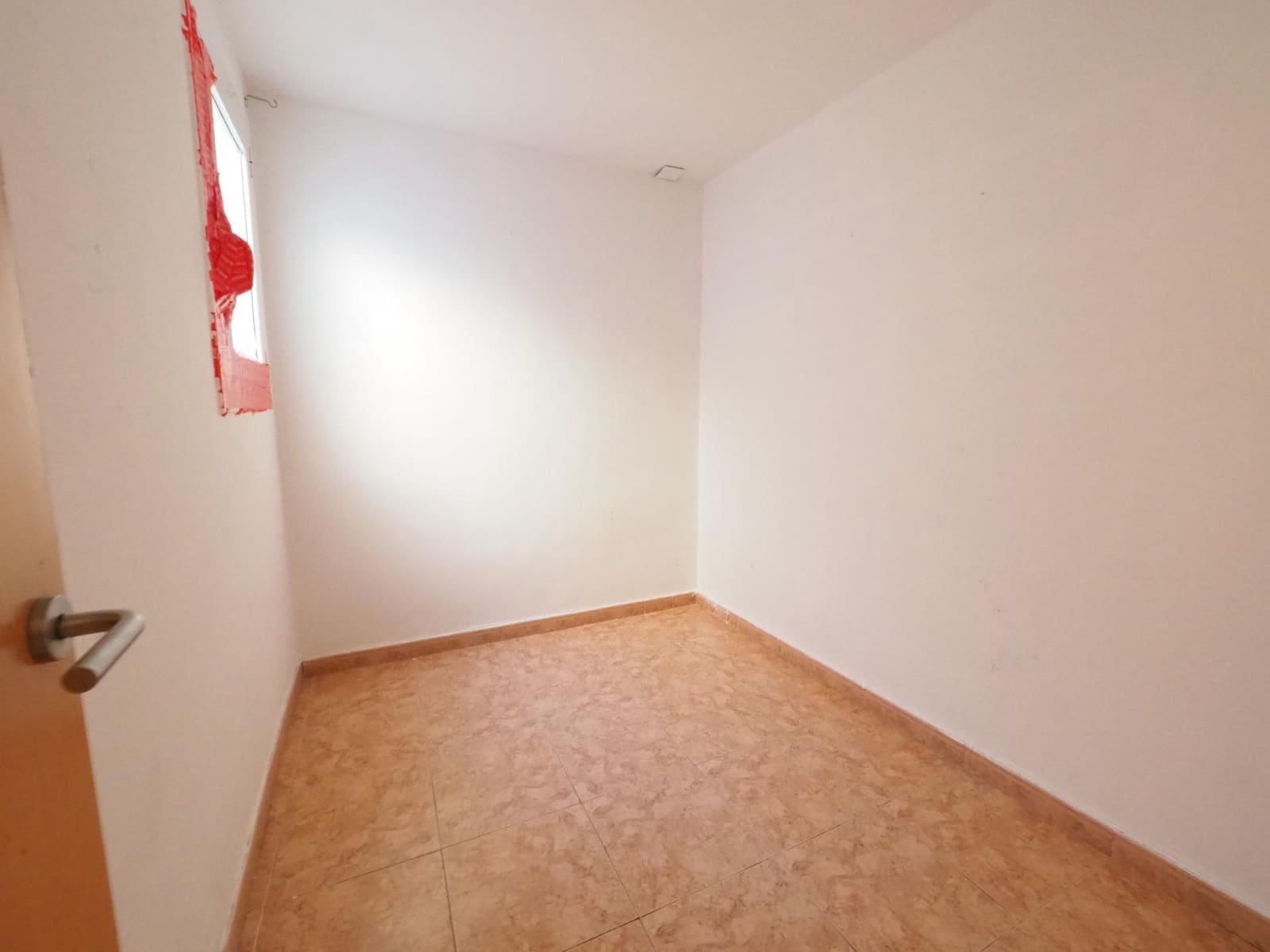 3 Zimmer Wohnung zu verkaufen in Terrassa - 124.000 € (Ref: 9908308)