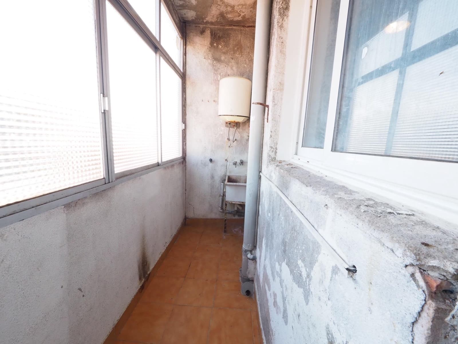 3 Zimmer Wohnung zu verkaufen in Terrassa - 124.000 € (Ref: 9908308)