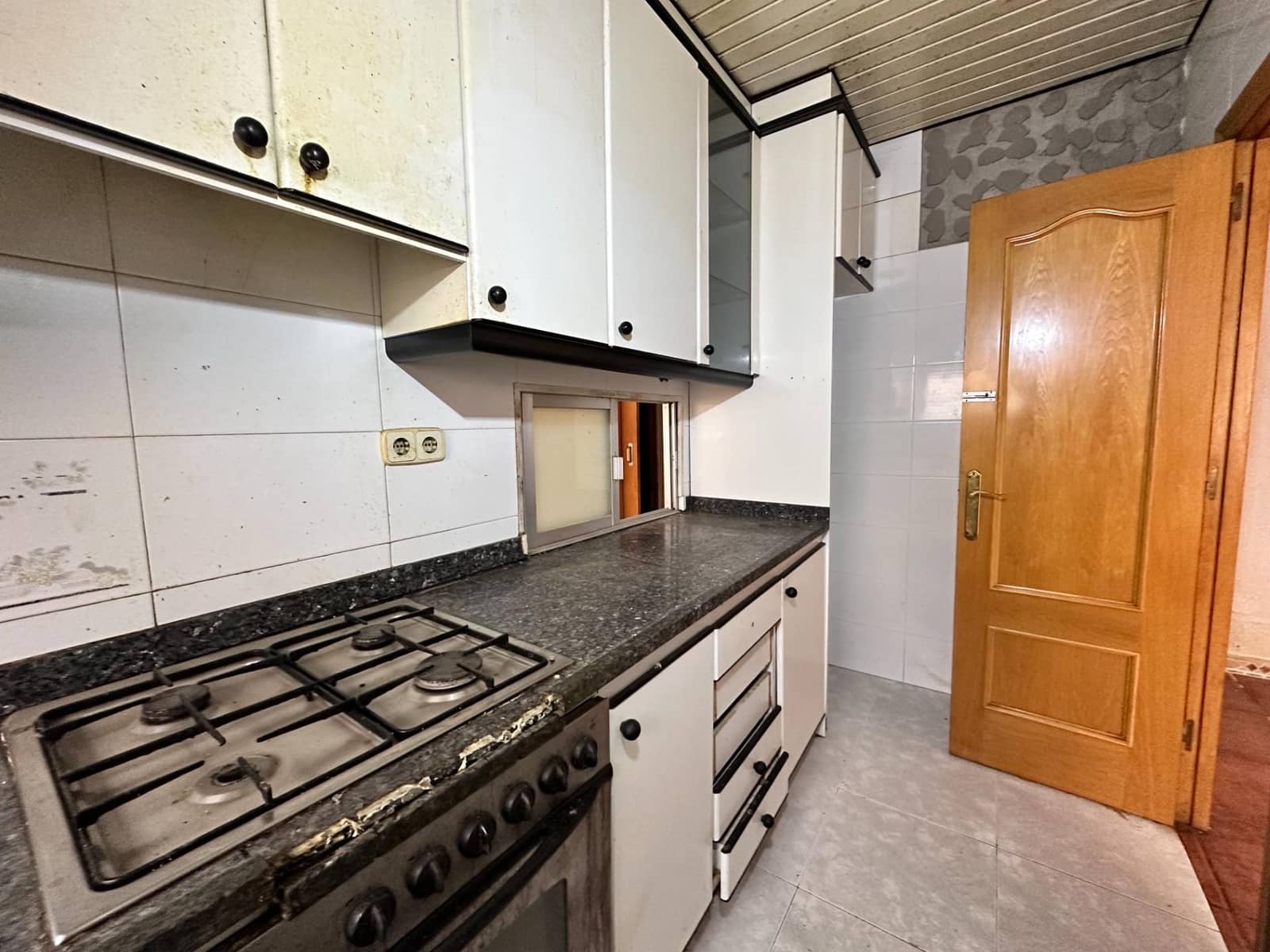 3 Zimmer Wohnung zu verkaufen in Terrassa - 115.000 € (Ref: 9908309)