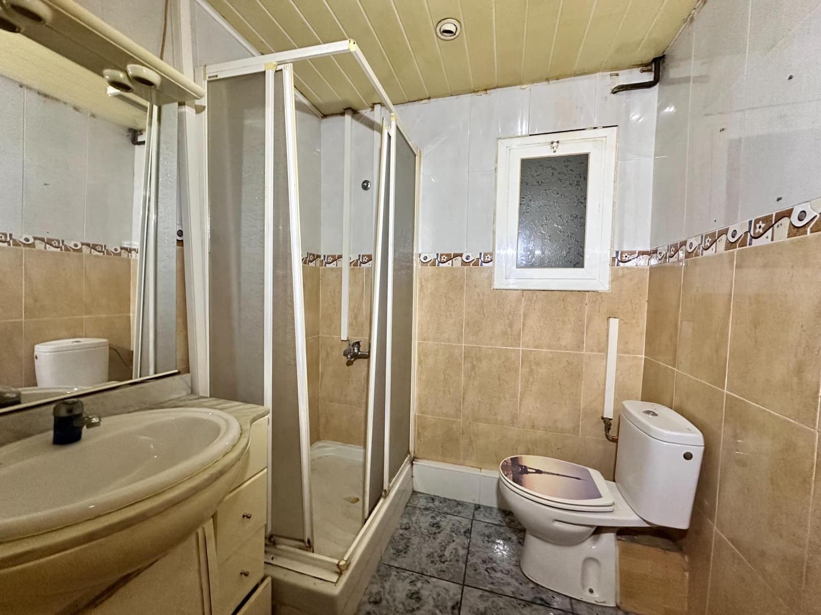 3 Zimmer Wohnung zu verkaufen in Terrassa - 115.000 € (Ref: 9908309)