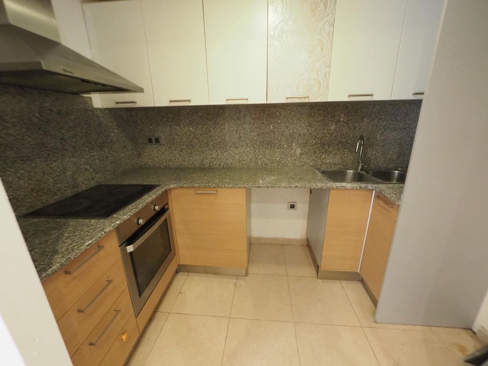 2 Zimmer Wohnung zu verkaufen in Roda de Ter - 100.000 € (Ref: 9908310)