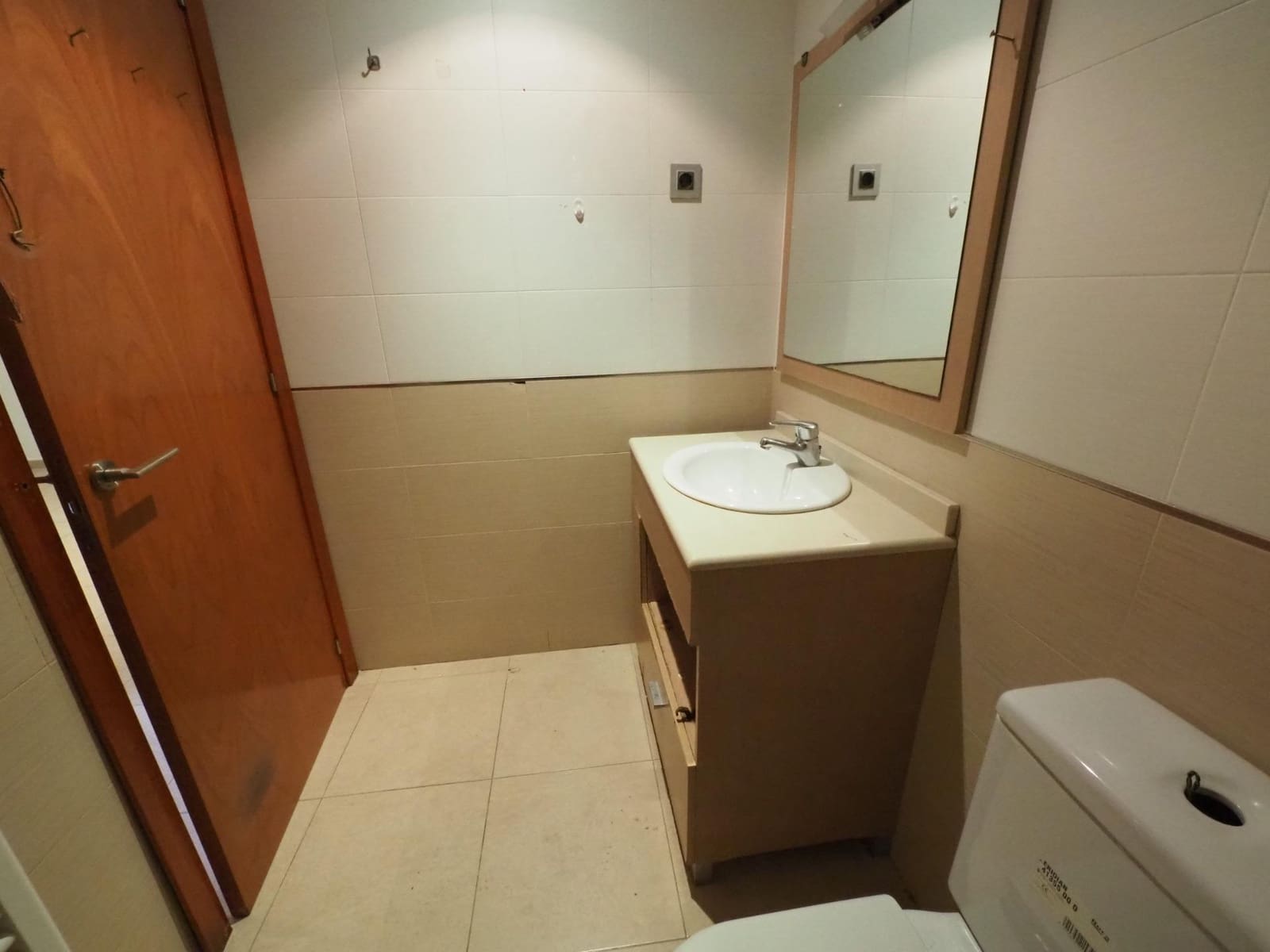 2 Zimmer Wohnung zu verkaufen in Roda de Ter - 100.000 € (Ref: 9908310)