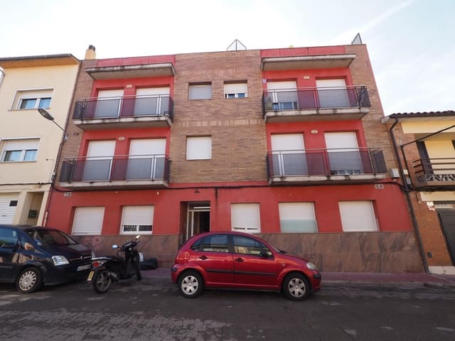 Piso de 2 habitaciones en Roda de Ter en venta - 100.000 € (Ref: 9908310)