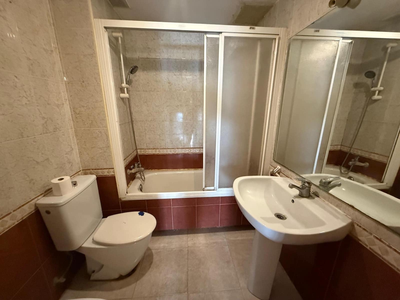 4 bedroom Flat for sale in Cambrils - € 192,000 (Ref: 9908312)