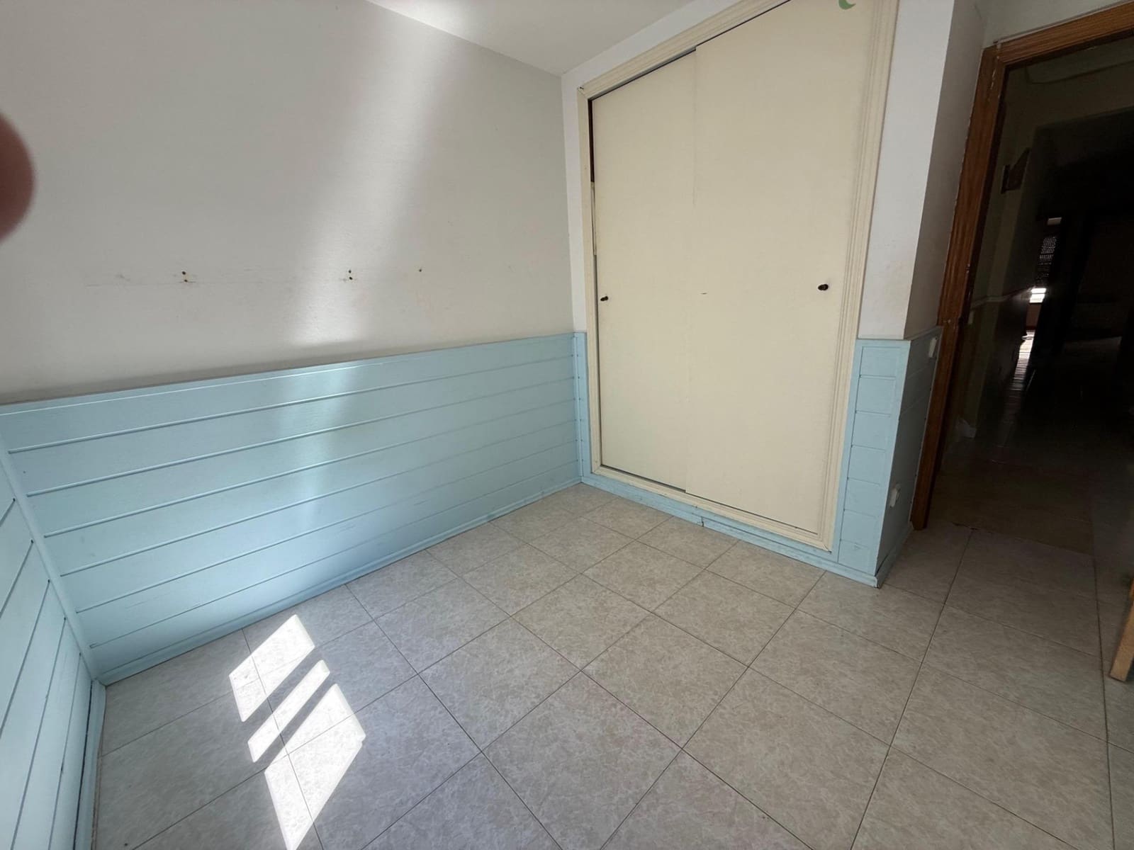 4 bedroom Flat for sale in Cambrils - € 192,000 (Ref: 9908312)