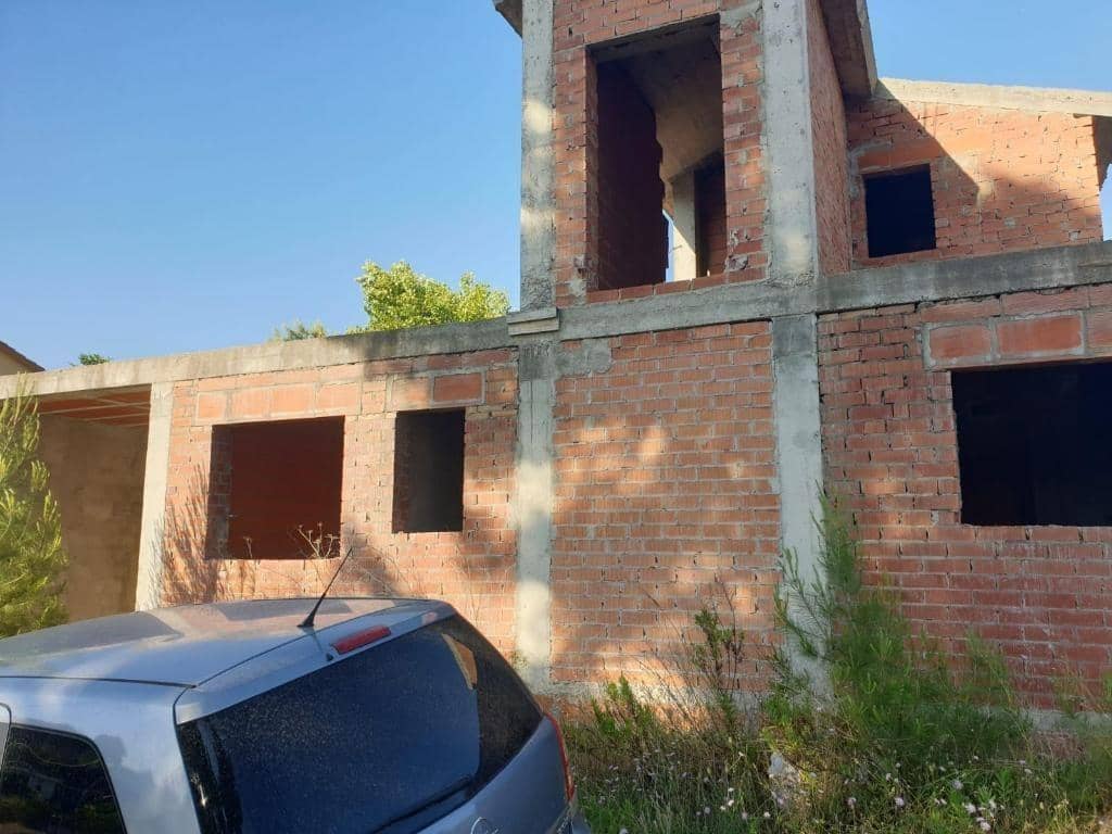 Chalet de 3 habitaciones en Vacarisses en venta - 74.900 € (Ref: 9908316)