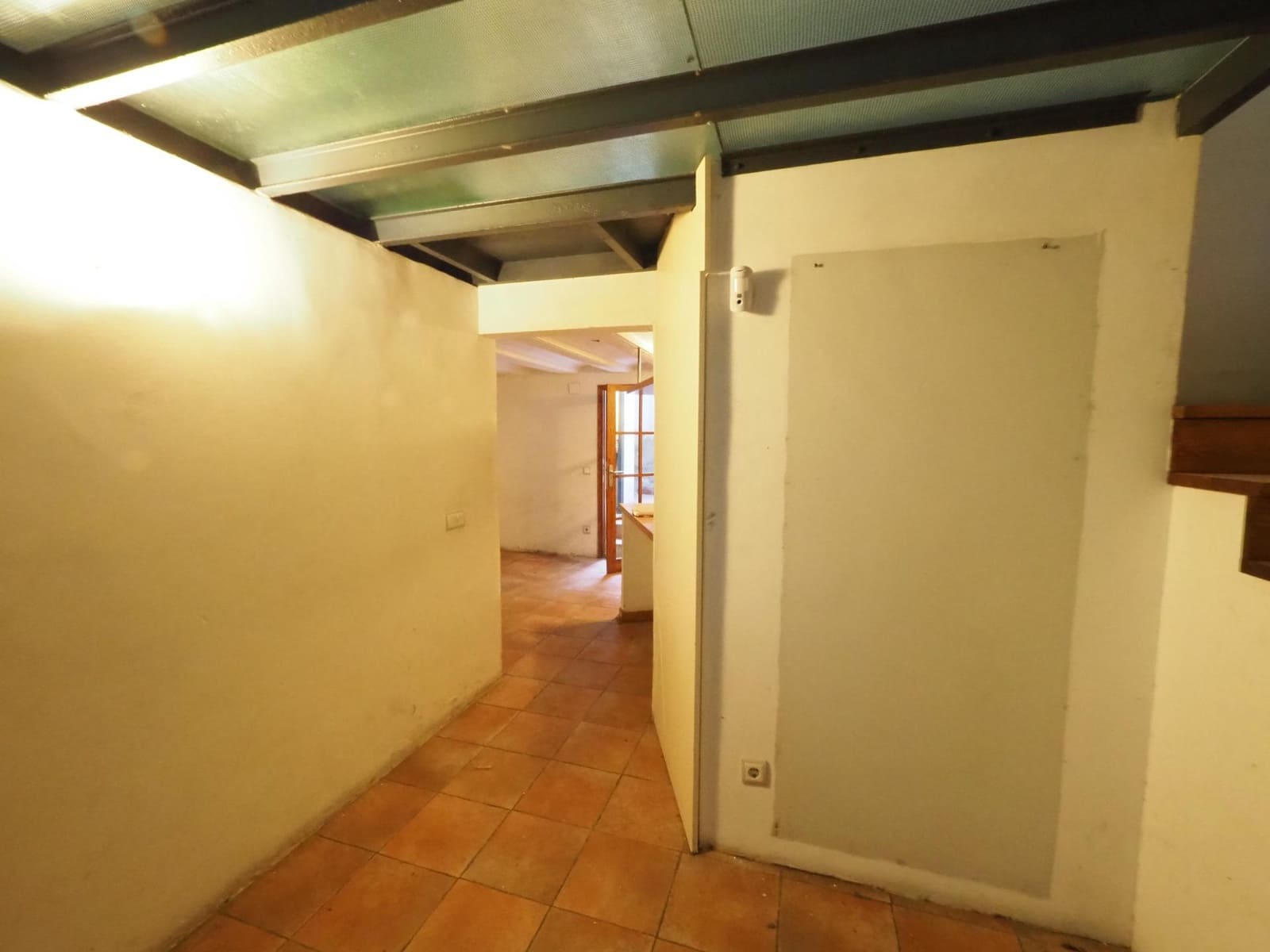 4 Zimmer Wohnung zu verkaufen in Barcelona Stadt - 159.000 € (Ref: 9908317)