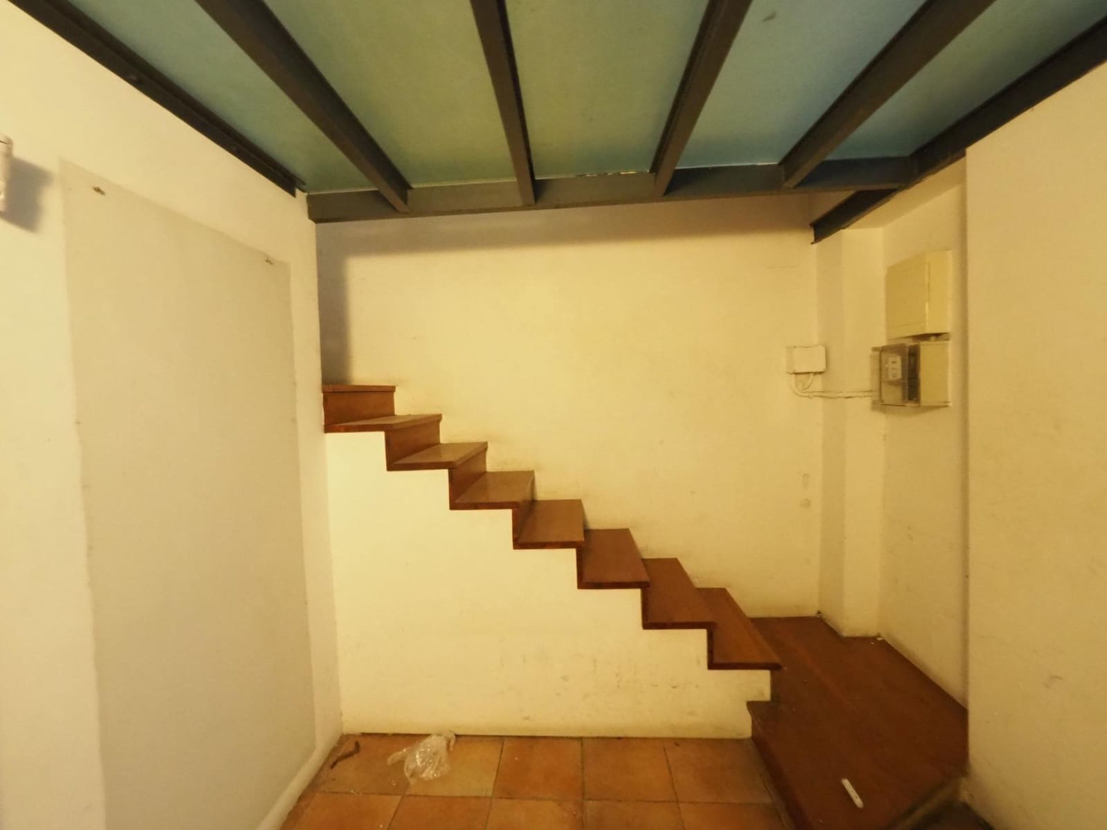 4 Zimmer Wohnung zu verkaufen in Barcelona Stadt - 159.000 € (Ref: 9908317)