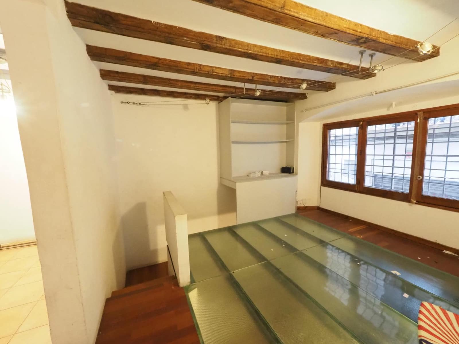 4 Zimmer Wohnung zu verkaufen in Barcelona Stadt - 159.000 € (Ref: 9908317)