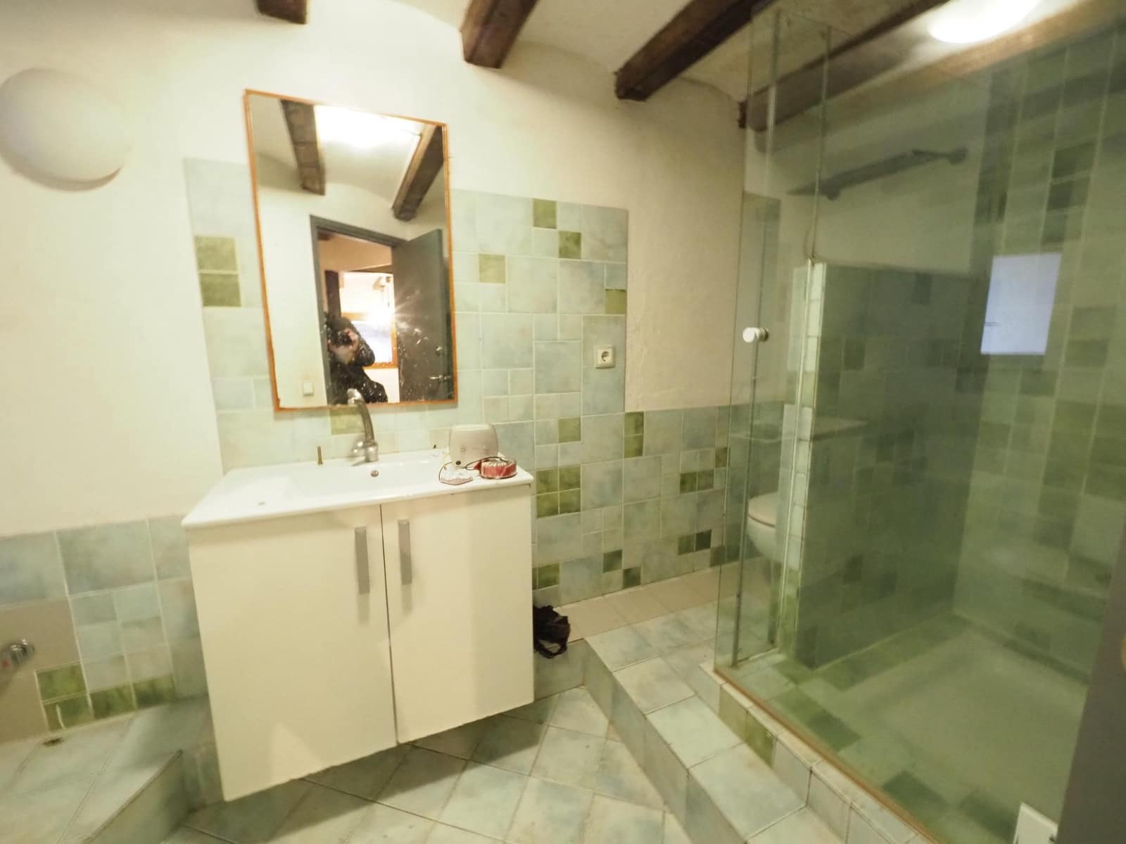 4 Zimmer Wohnung zu verkaufen in Barcelona Stadt - 159.000 € (Ref: 9908317)