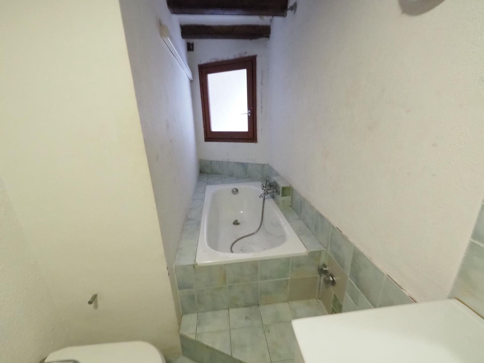 4 Zimmer Wohnung zu verkaufen in Barcelona Stadt - 159.000 € (Ref: 9908317)