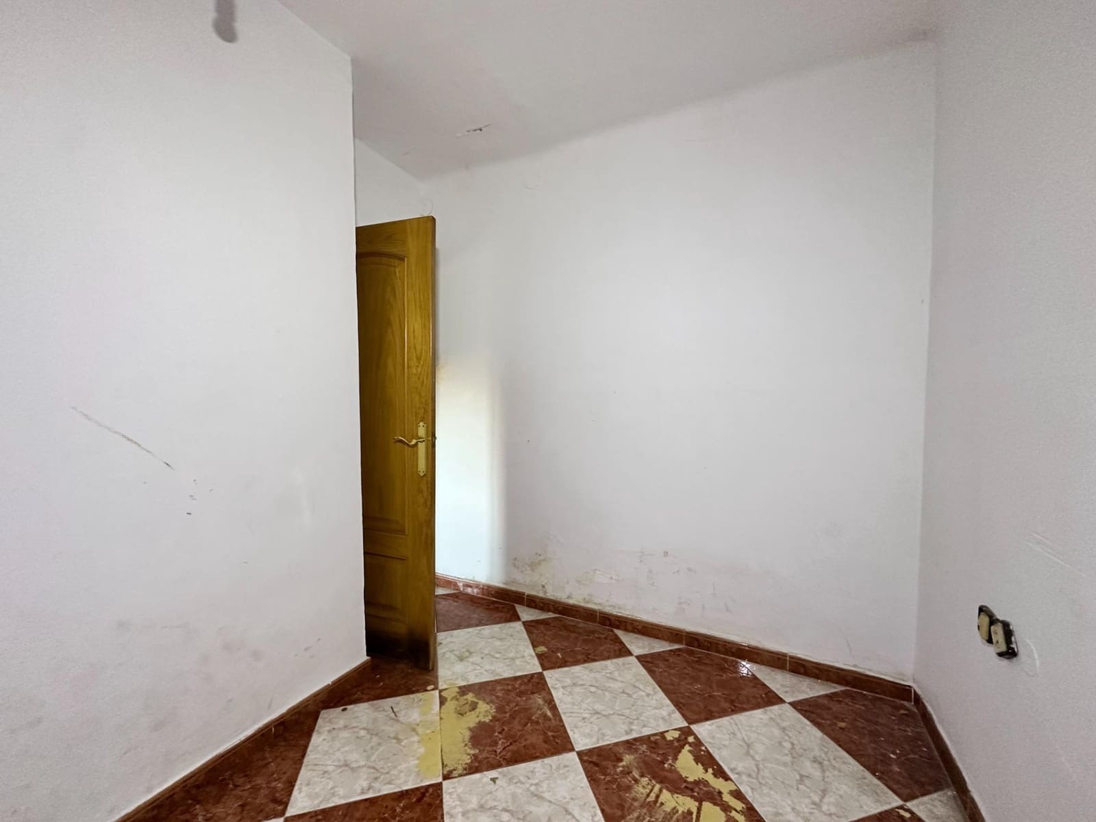 1 soverom Leilighet til salgs i Granollers - € 135 000 (Ref: 9908323)