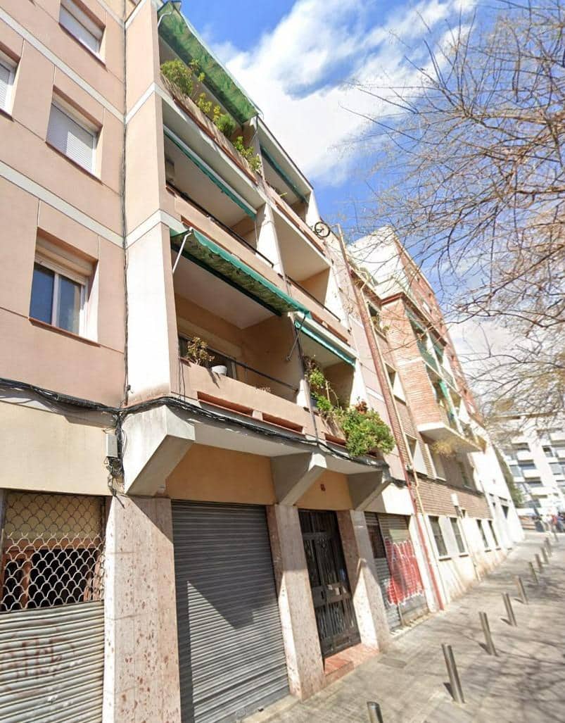 3 sovrum Lägenhet till salu i Barcelona stad - 127 500 € (Ref: 9908326)