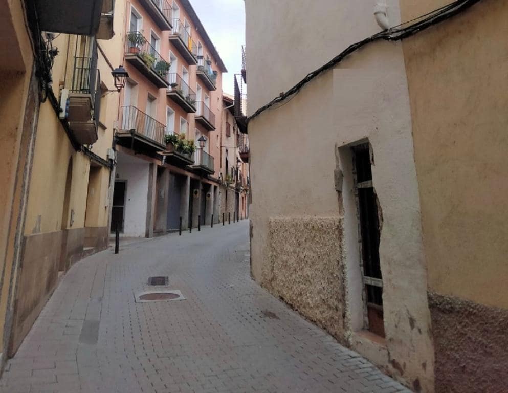 Casa de 4 habitaciones en Sallent en venta - 98.000 € (Ref: 9908327)