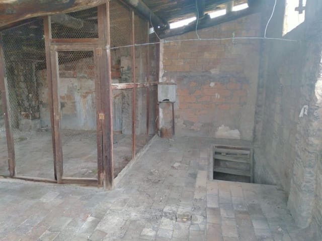 Casa de 4 habitaciones en Sallent en venta - 98.000 € (Ref: 9908327)