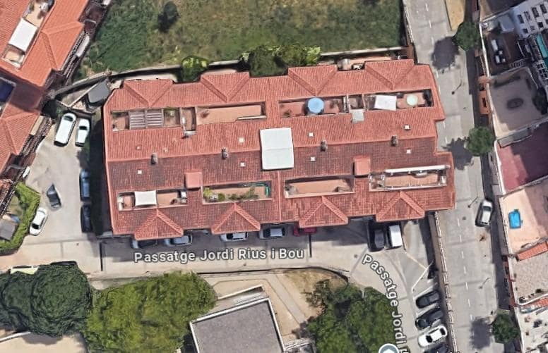 Apartamento de 3 habitaciones en Esparreguera en venta - 315.000 € (Ref: 9908330)