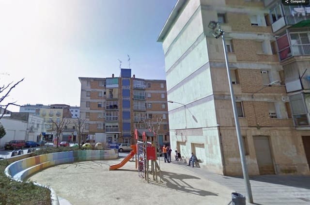 4 makuuhuone Asunto myytävänä paikassa Balaguer - 29 000 € (Ref: 9908331)