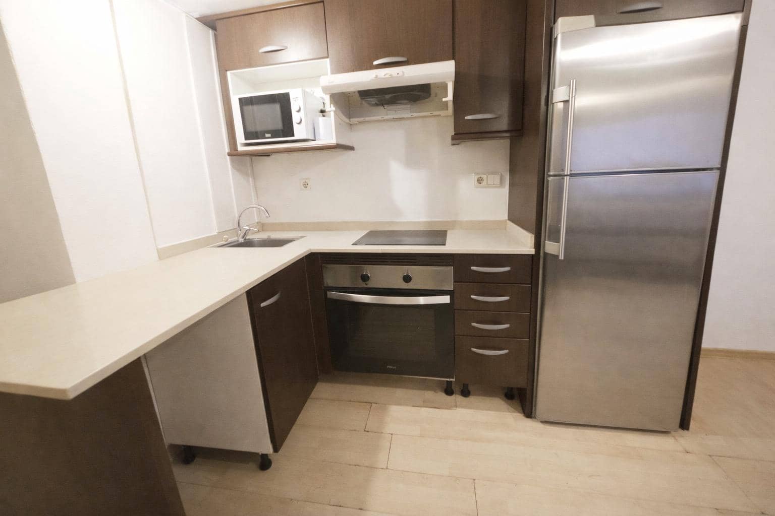 1 quarto Apartamento para venda em Barcelona cidade - 100 000 € (Ref: 9908333)