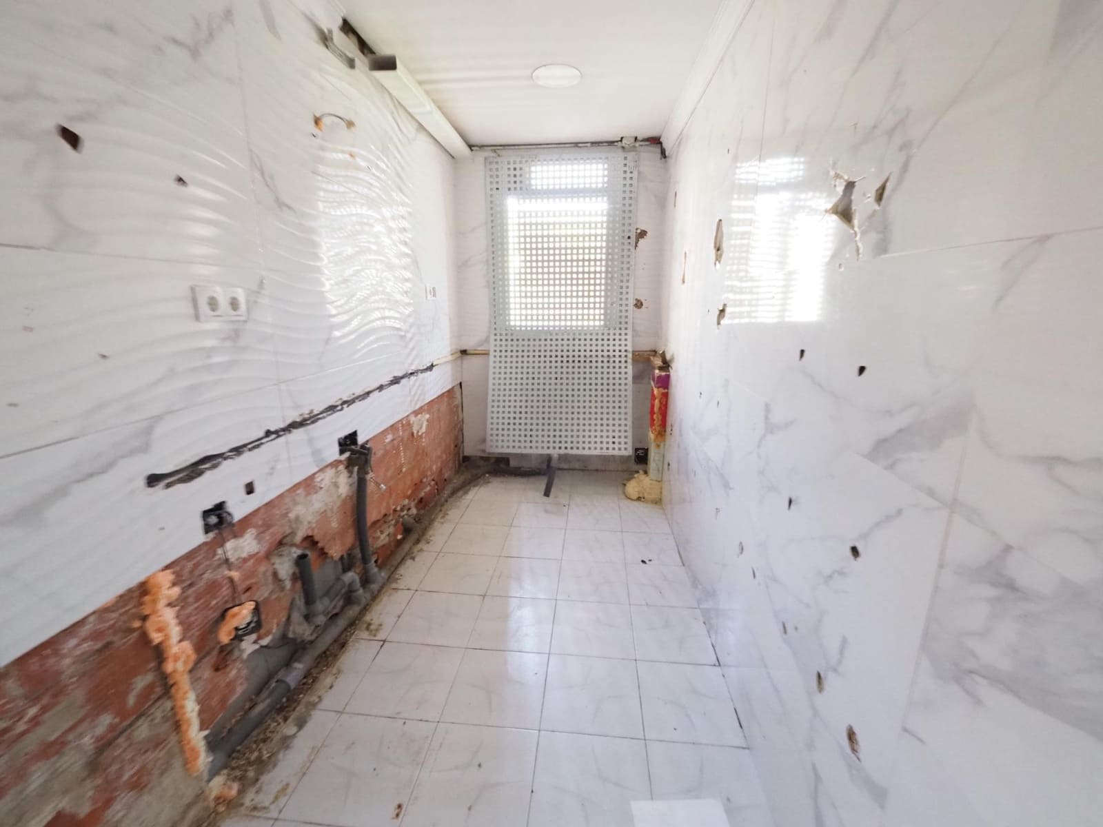 2 chambre Appartement à vendre à Rubi - 90 000 € (Ref: 9908335)