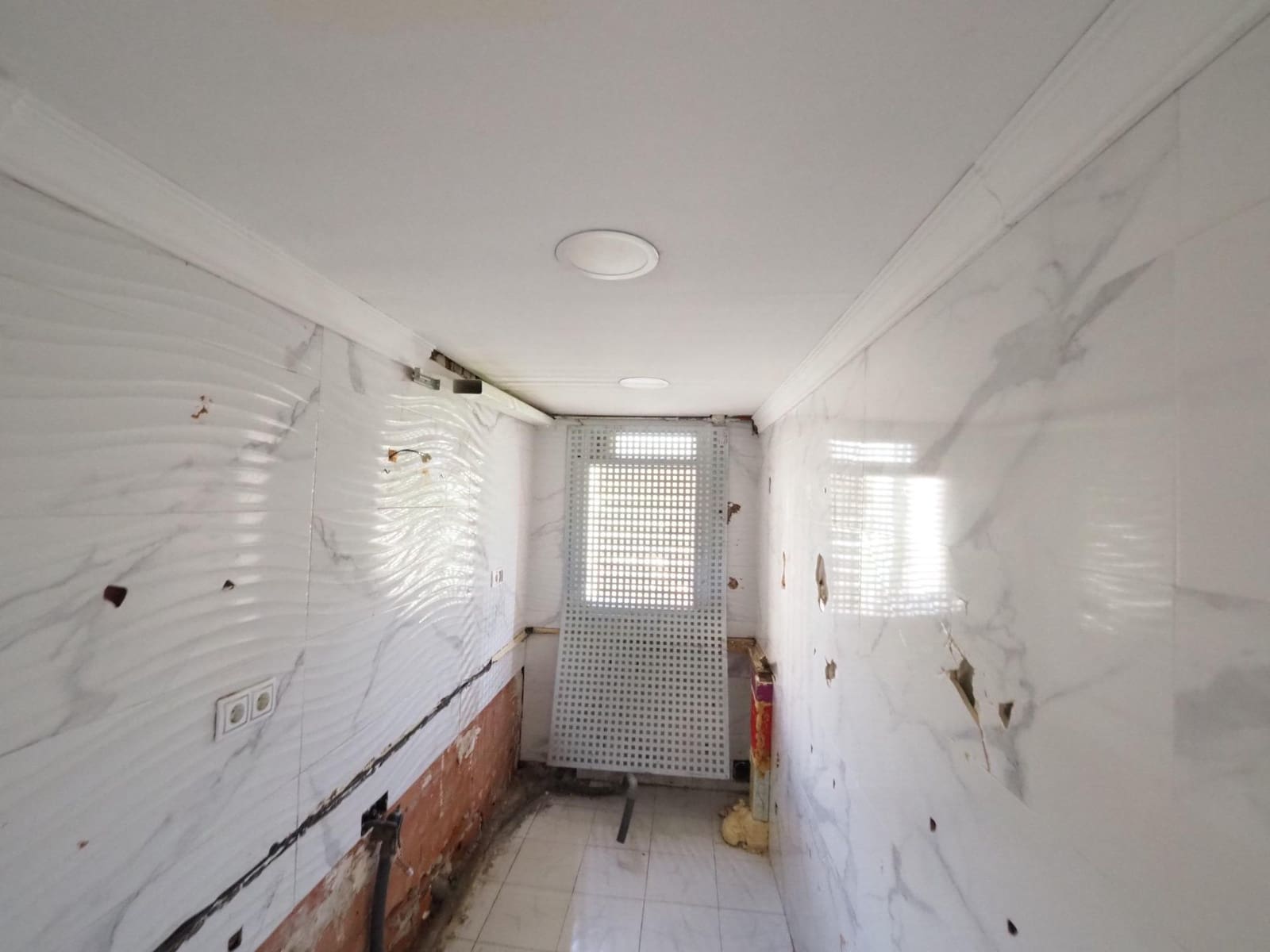 2 chambre Appartement à vendre à Rubi - 90 000 € (Ref: 9908335)