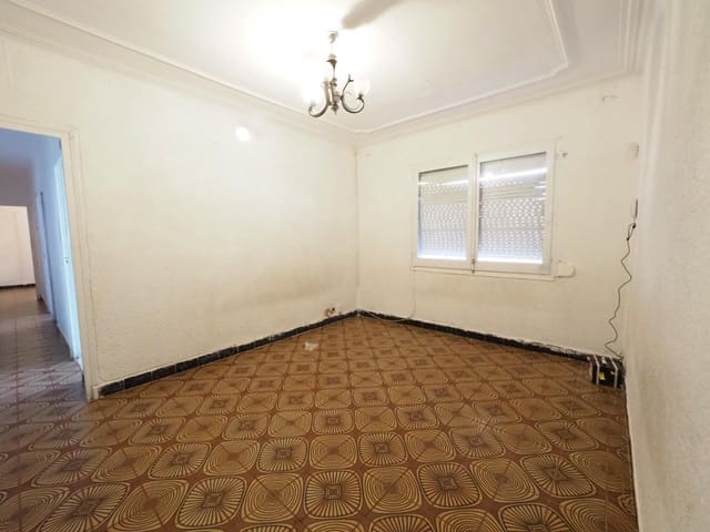 3 bedroom Flat for sale in Rubí - € 105,000 (Ref: 9908338)