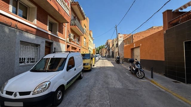 3 quarto Apartamento para venda em Badalona - 149 000 € (Ref: 9908339)