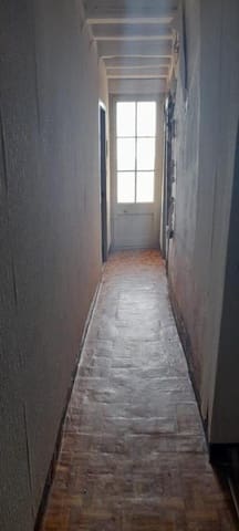 Piso de 3 habitaciones en Berga en venta - 40.200 € (Ref: 9908346)