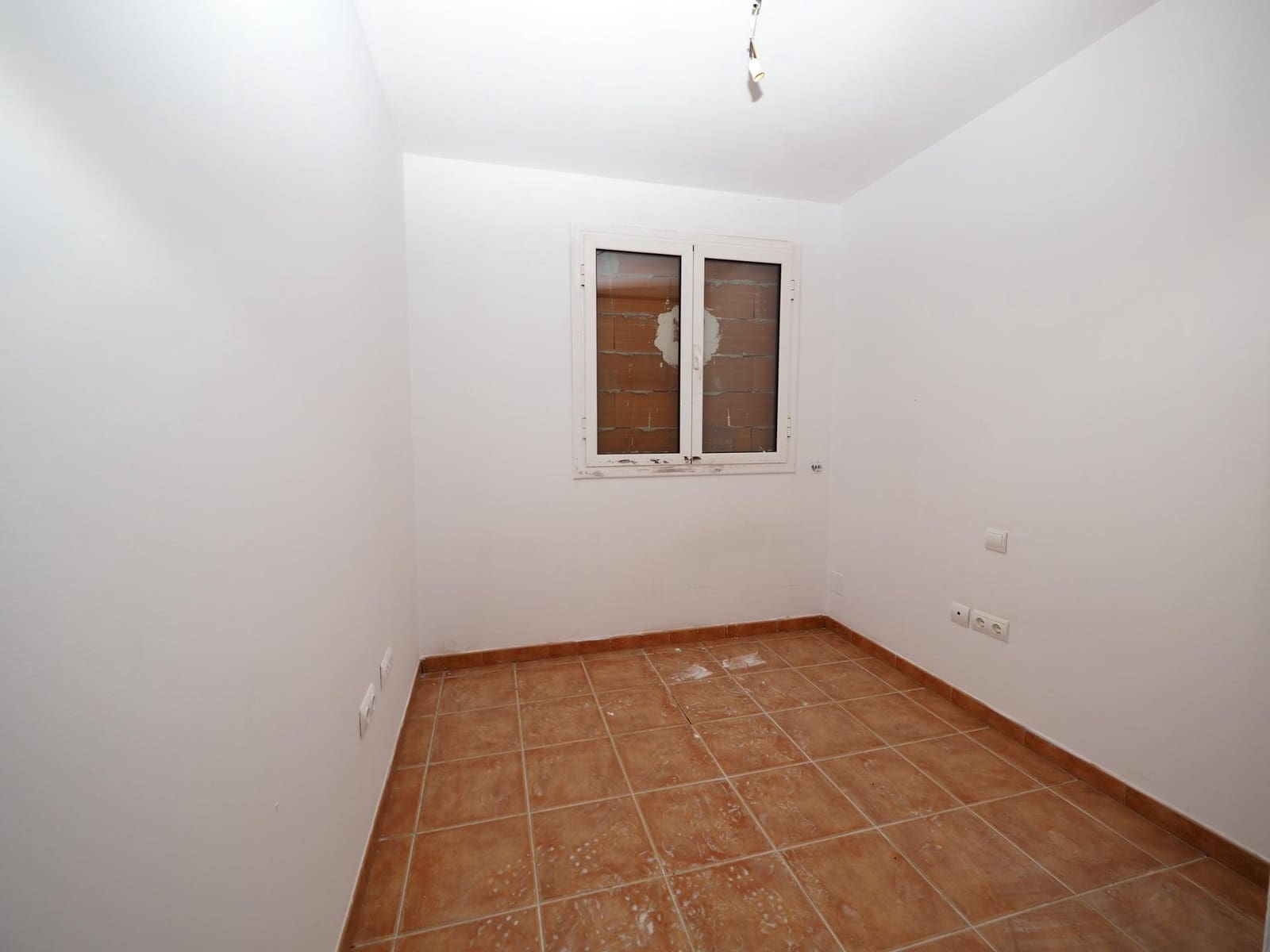 3 Zimmer Villa zu verkaufen in Moia mit Garage - 164.500 € (Ref: 9908347)