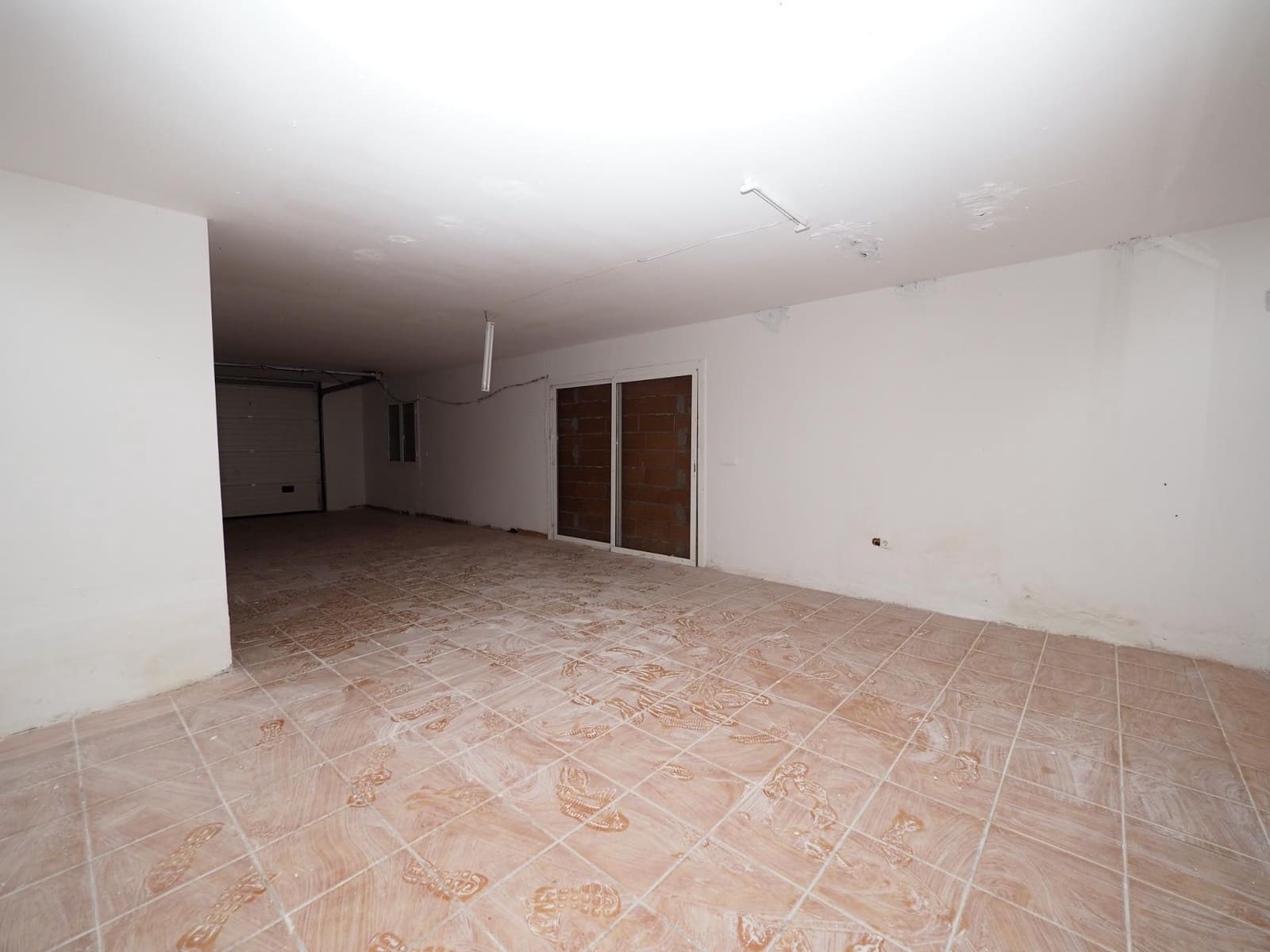 3 Zimmer Villa zu verkaufen in Moia mit Garage - 164.500 € (Ref: 9908347)