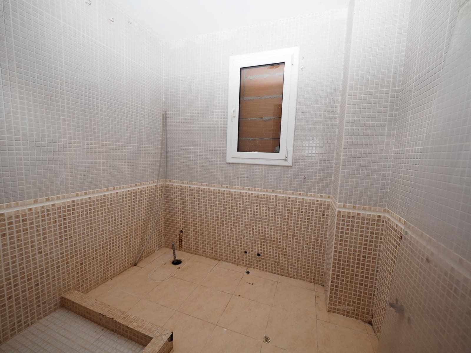 3 Zimmer Villa zu verkaufen in Moia mit Garage - 164.500 € (Ref: 9908347)