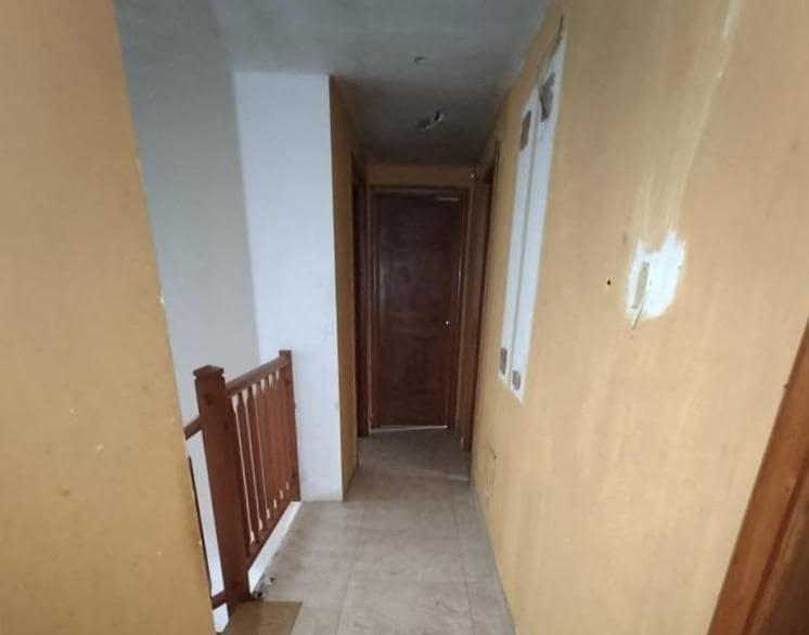 5 chambre Villa/Maison à vendre à Palafolls avec garage - 265 000 € (Ref: 9908348)