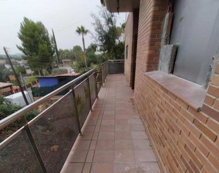 5 chambre Villa/Maison à vendre à Palafolls avec garage - 265 000 € (Ref: 9908348)