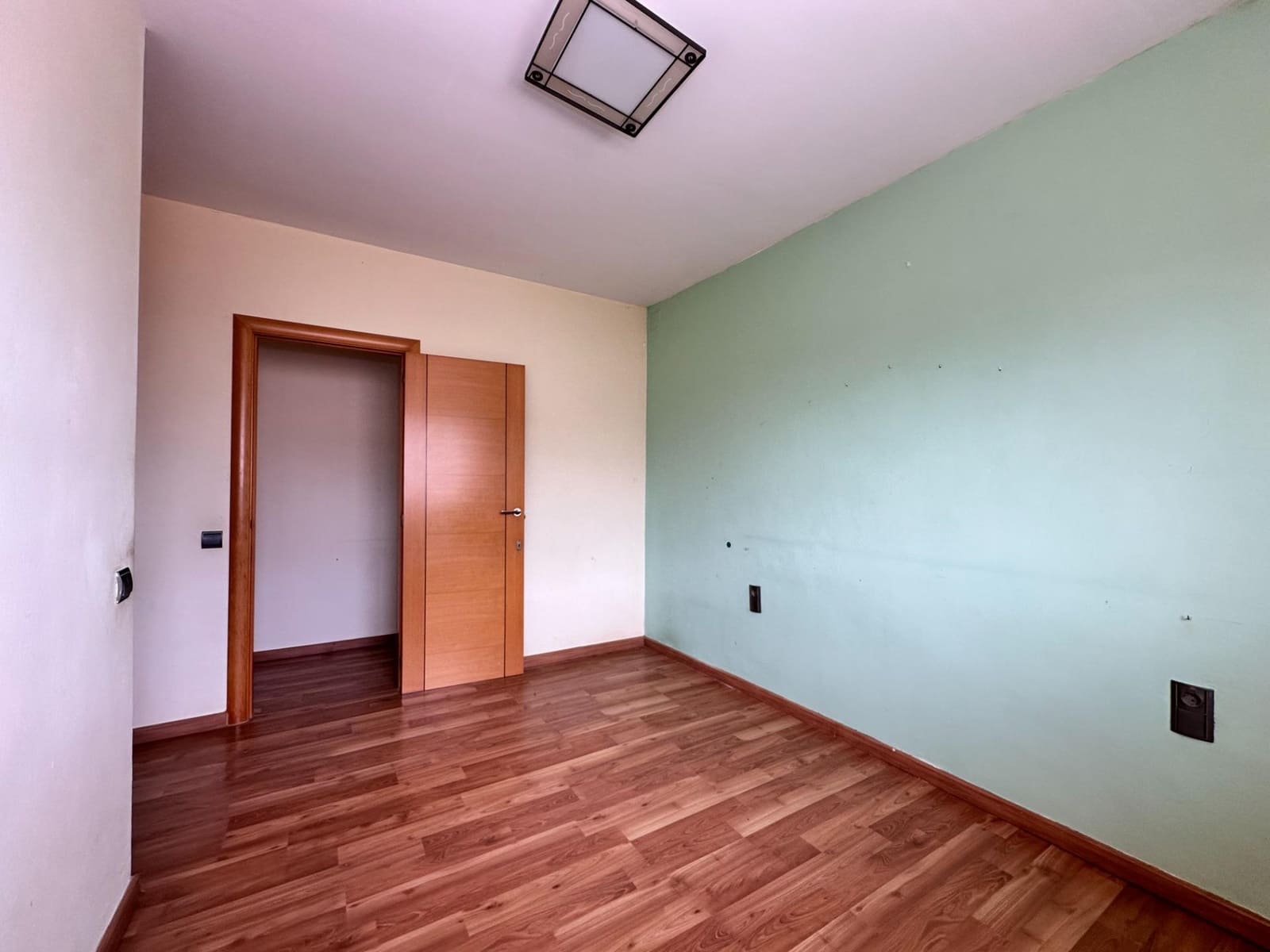 2 soveværelse Villa til salg i La Bisbal del Penedes med garage - € 179.000 (Ref: 9908349)