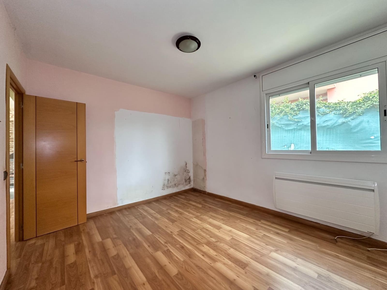 2 soveværelse Villa til salg i La Bisbal del Penedes med garage - € 179.000 (Ref: 9908349)