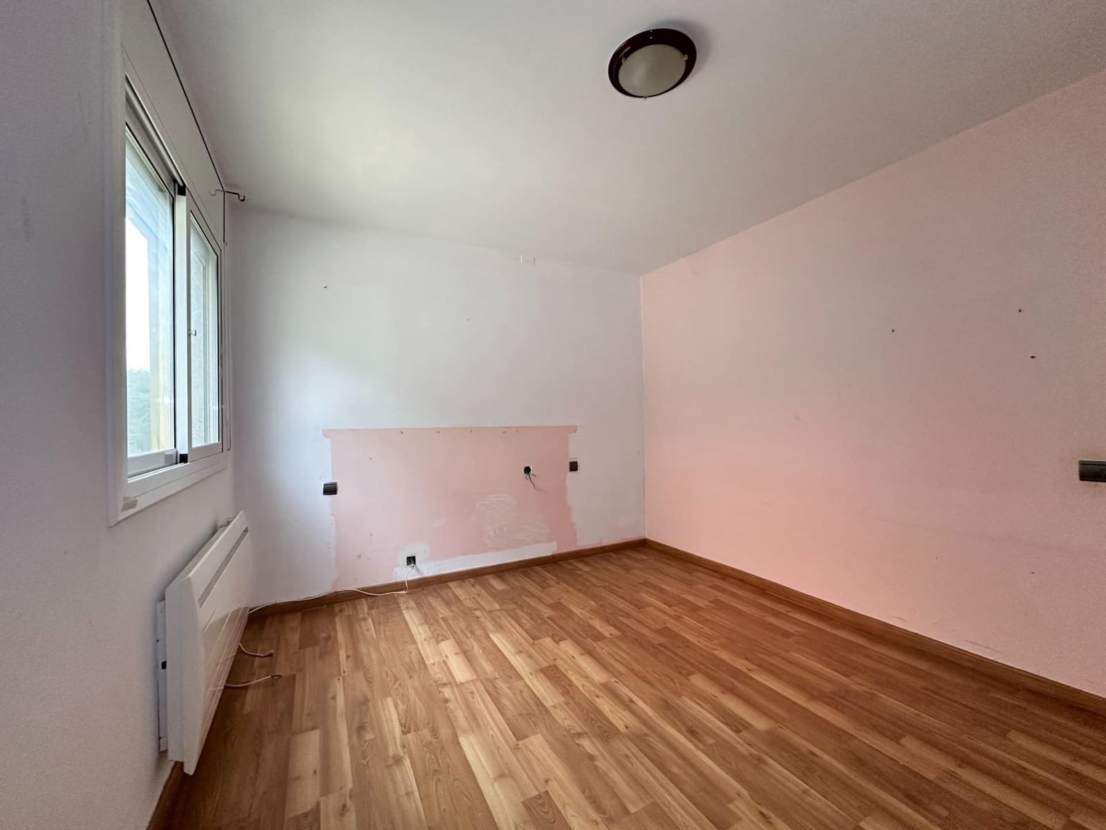 2 soveværelse Villa til salg i La Bisbal del Penedes med garage - € 179.000 (Ref: 9908349)