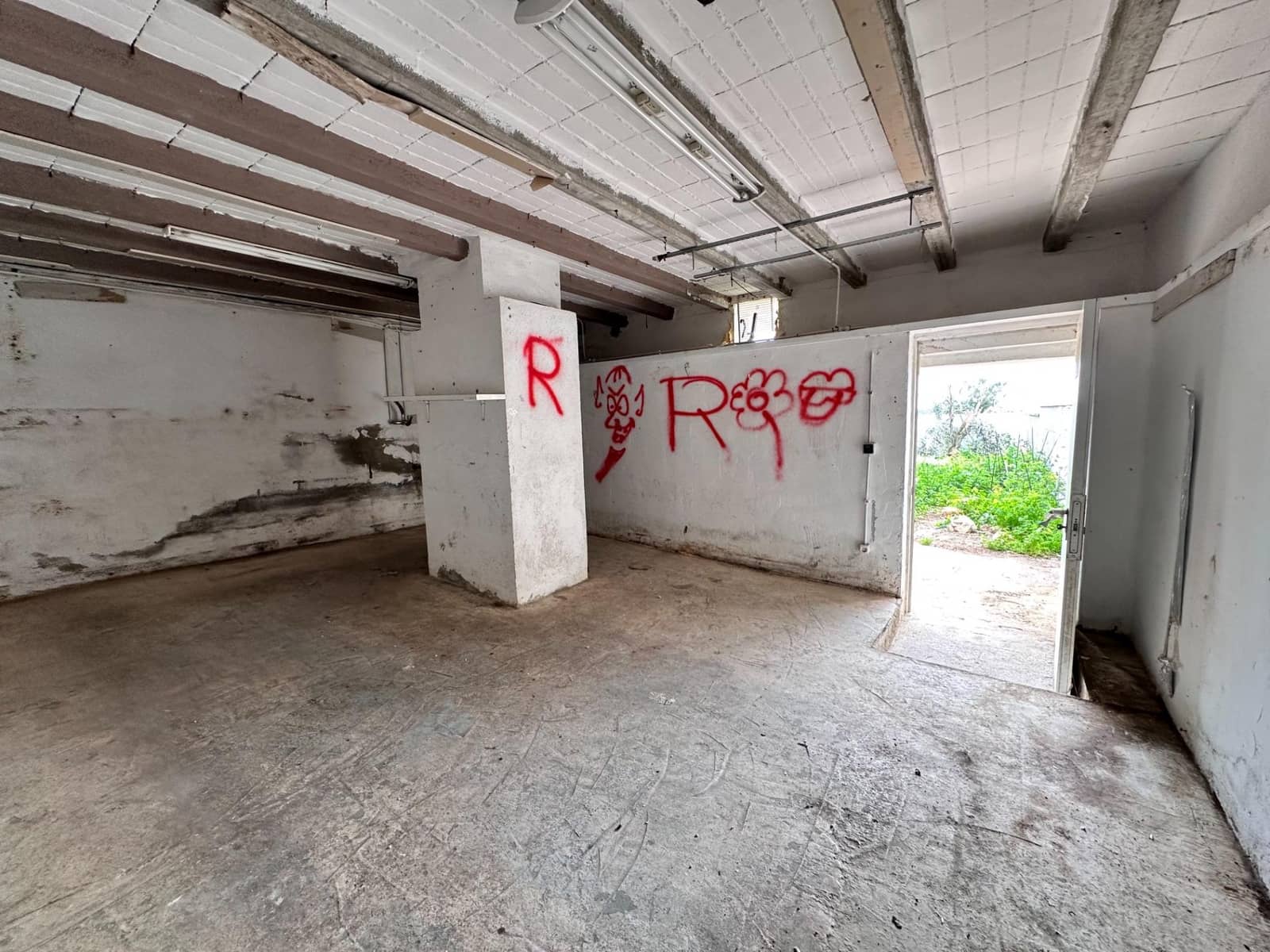 2 soveværelse Villa til salg i La Bisbal del Penedes med garage - € 179.000 (Ref: 9908349)