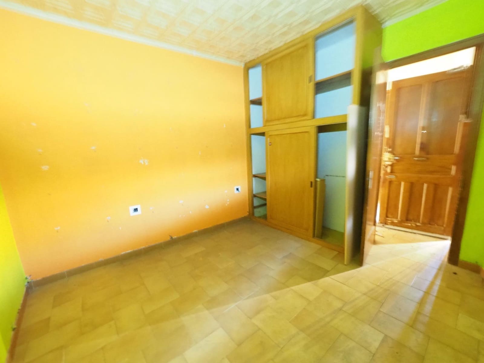11 chambre Maison de Ville à vendre à Gironella avec garage - 99 000 € (Ref: 9908353)