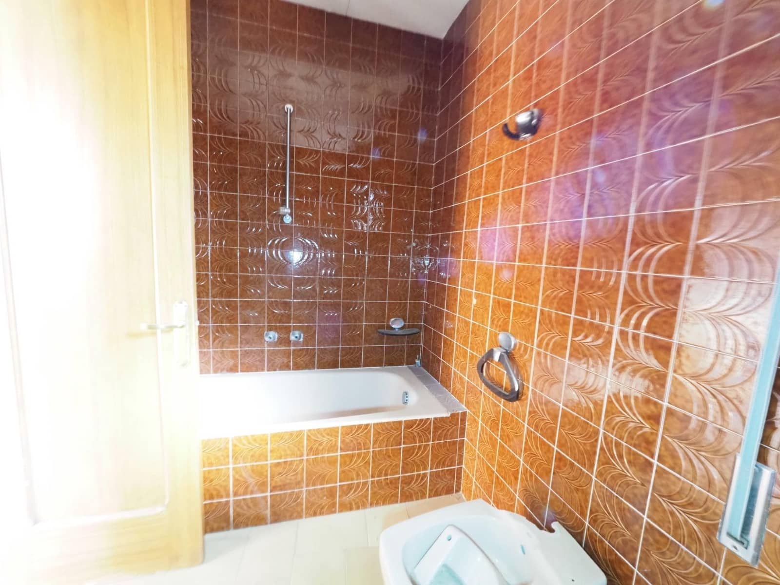 11 chambre Maison de Ville à vendre à Gironella avec garage - 99 000 € (Ref: 9908353)