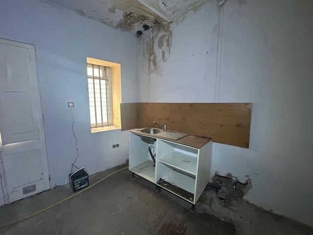 Piso de 3 habitaciones en Monistrol de Montserrat en venta - 56.910 € (Ref: 9908355)