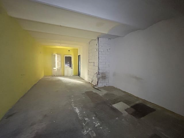 Piso de 3 habitaciones en Monistrol de Montserrat en venta - 56.910 € (Ref: 9908355)