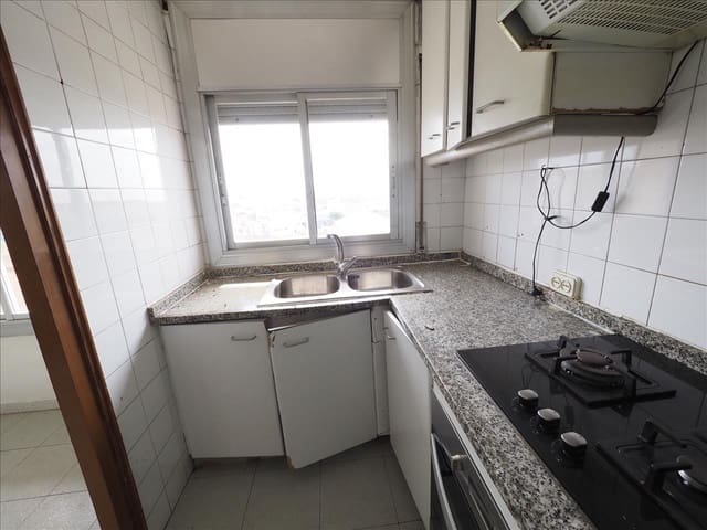 3 Zimmer Wohnung zu verkaufen in Terrassa - 120.000 € (Ref: 9908356)